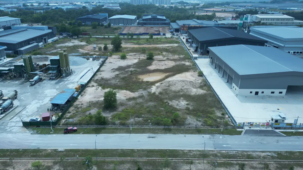2 Acres Medium Industrial Land in Alam Jaya